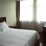 Greentree Inn Shanghai Guangdahuizhan Express Hotel